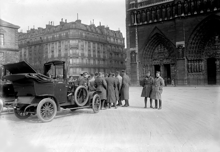 Notre-Dame de Paris - Soldats américains - 1919 - II² -  copie.jpg