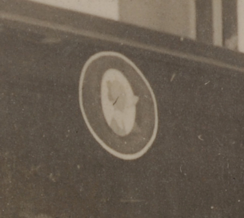FRAD088_1Num141_0006_embleme.jpg