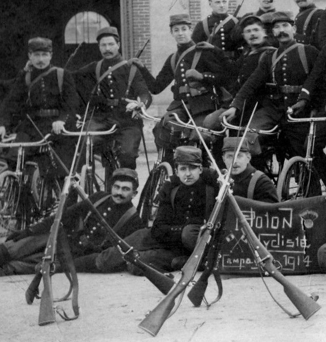 Cuirassiers Car Gend mle 1890.jpg