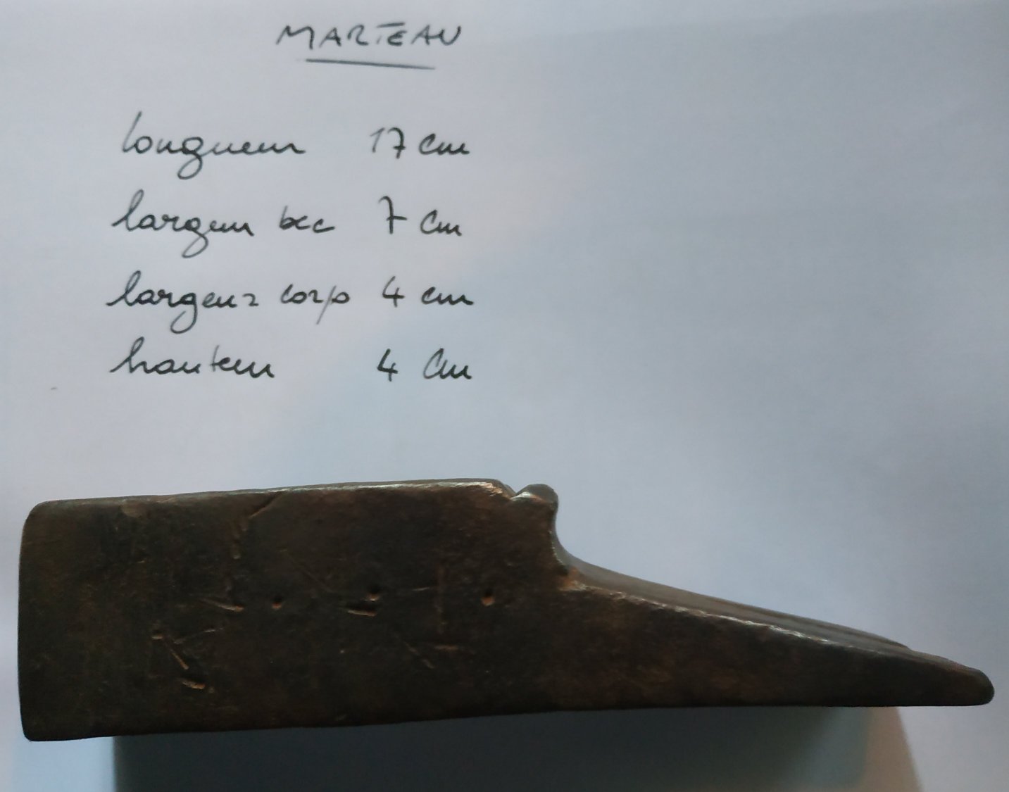 Marteau côté.jpg