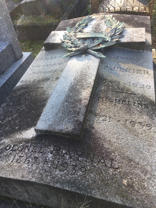 Vue d'ensemble de la Tombe:Colonel Raynal et Famille Paulmier