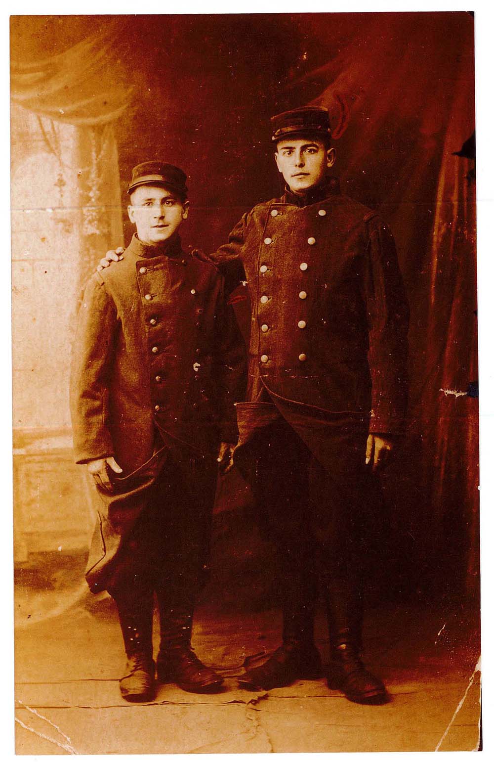 DARRAS Henri, (à gauche) fin 1917 ou début 1918, à Morlaix