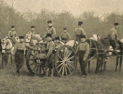 Poilus-Tranchée-Cavalerie-Plaine-de-Woëvre-Section-Chasseurs1.jpg