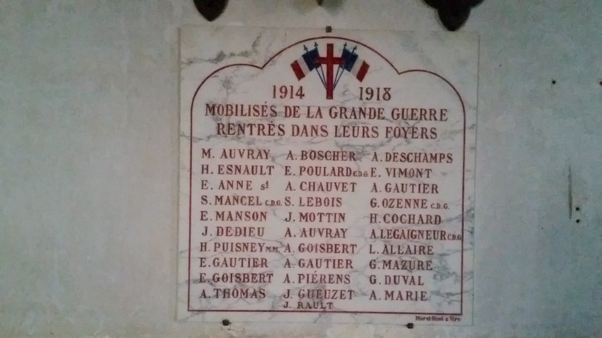 Photo plaque démobilisés (Small).jpg