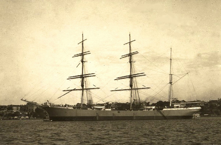 BOUGAINVILLE - Trois-mâts barque -  .jpg