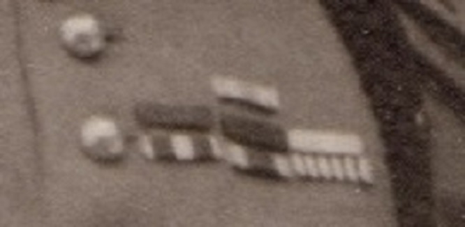 Décorations 2 (1925) bis.jpg
