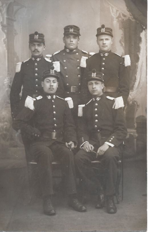 Groupe de militaire à identifier.JPG