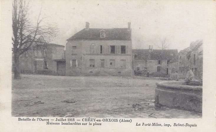 chezy-en-orxois-bataille-de-l-ourcq-juillet-1918-maison-bombardees-sur-la-place.jpg