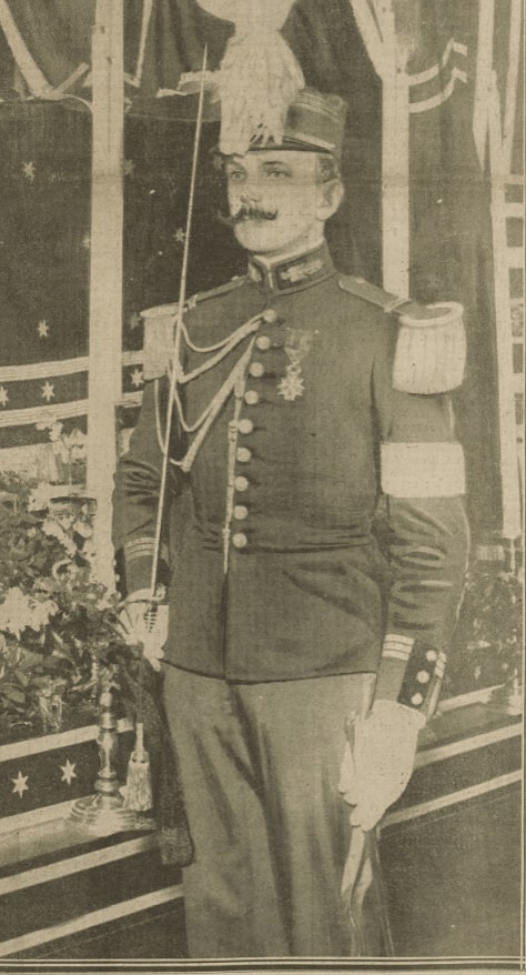 Capitaine 1911.jpg