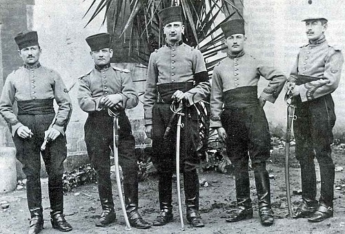 5th-Chasseurs,-Officers-in-1911.jpg