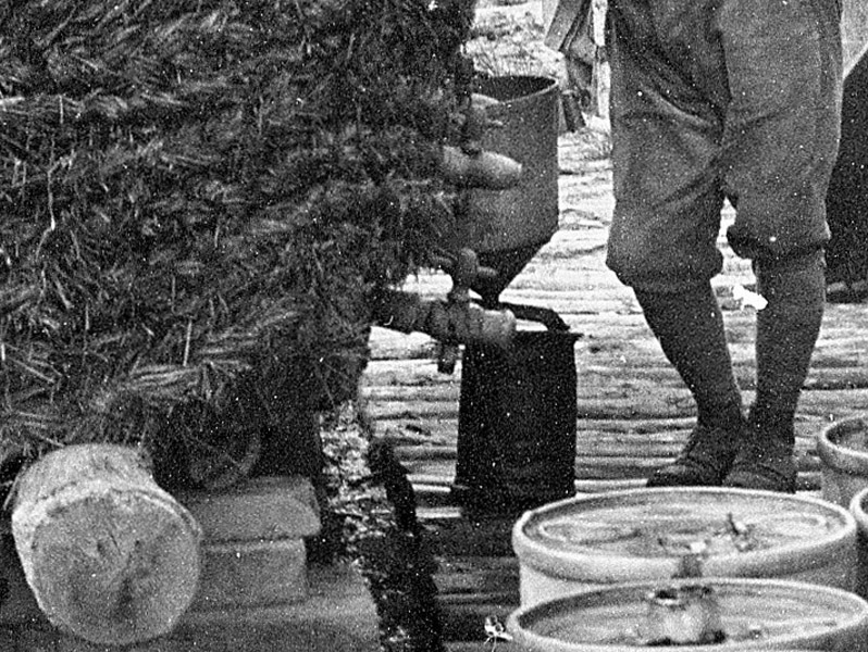 00 66a Cuve chauffée de vin peut-être avec norvégienne en 1916.jpg