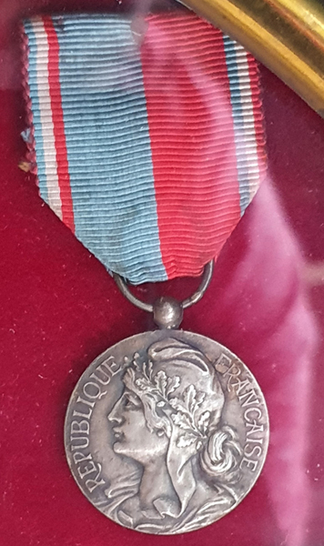 médaille 2.jpg