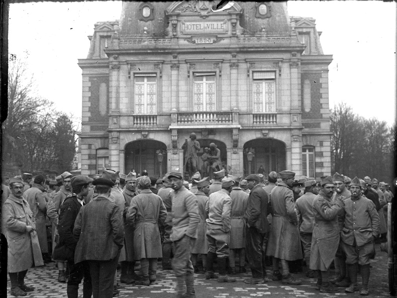 26a Hôtel de ville à définir en 1915.jpg