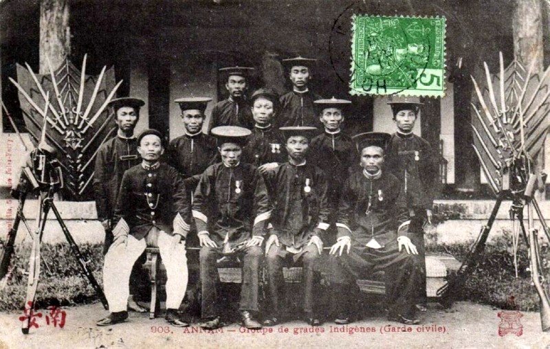 1904-1914 Gradés indigènes.jpg
