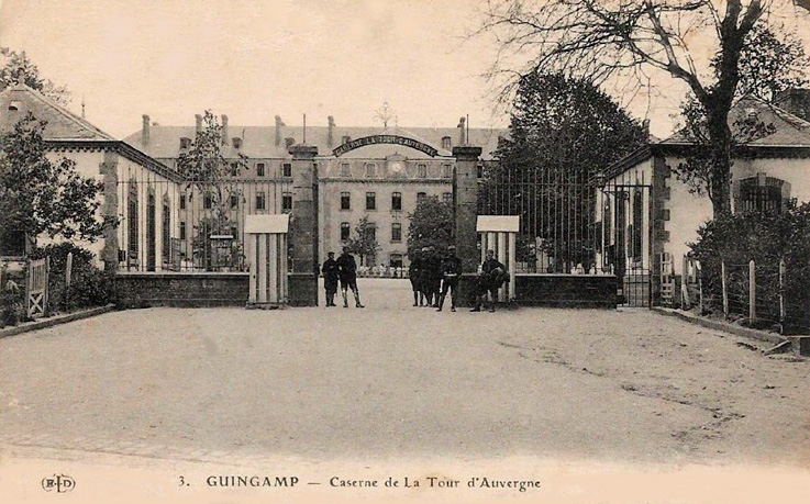GUINGAMP – Caserne de la Tour d’Auvergne – I – .jpg