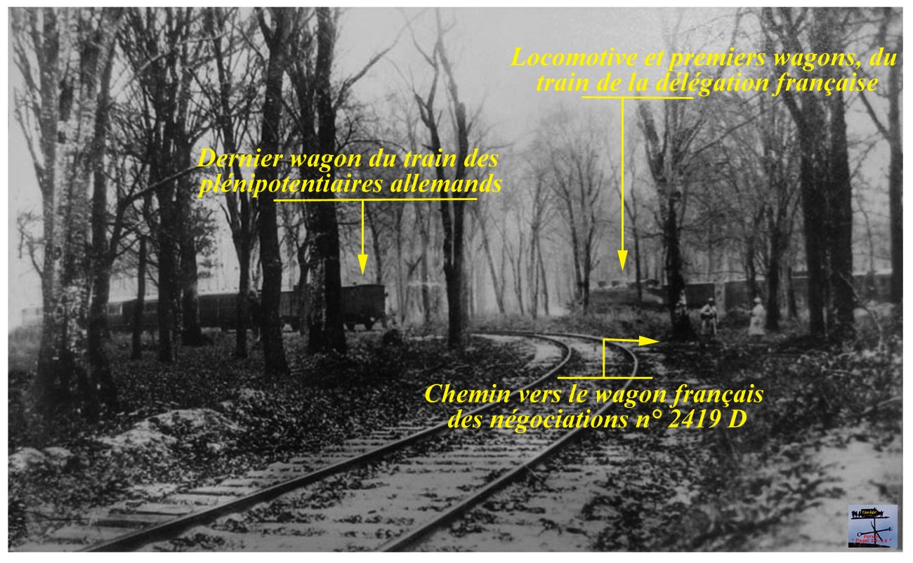 09 - Les 2 trains en forêt-min.jpg