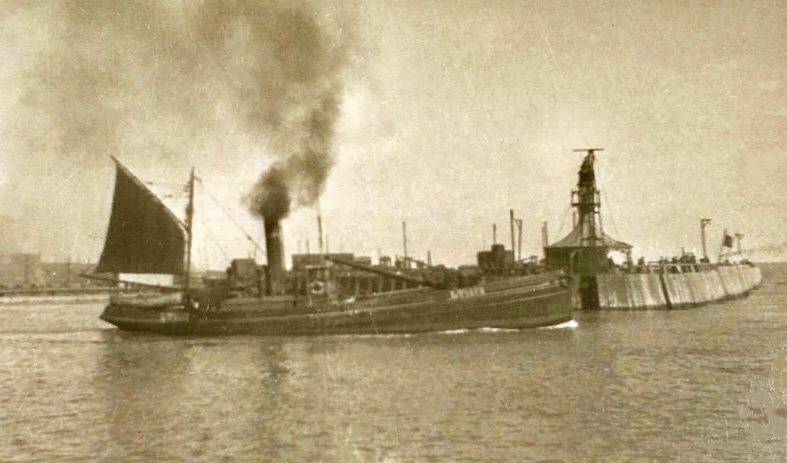 H.M.S. Nesmar - .jpg