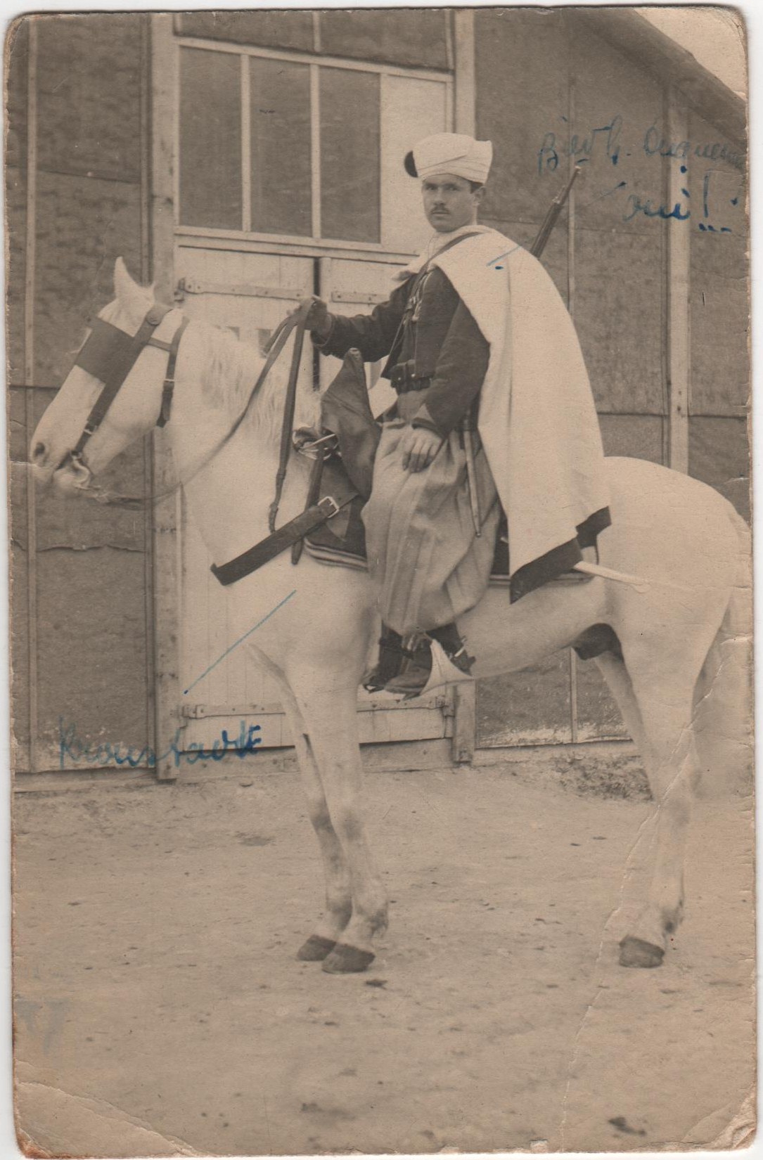 Frère de mon AGP en spahi à cheval.jpg