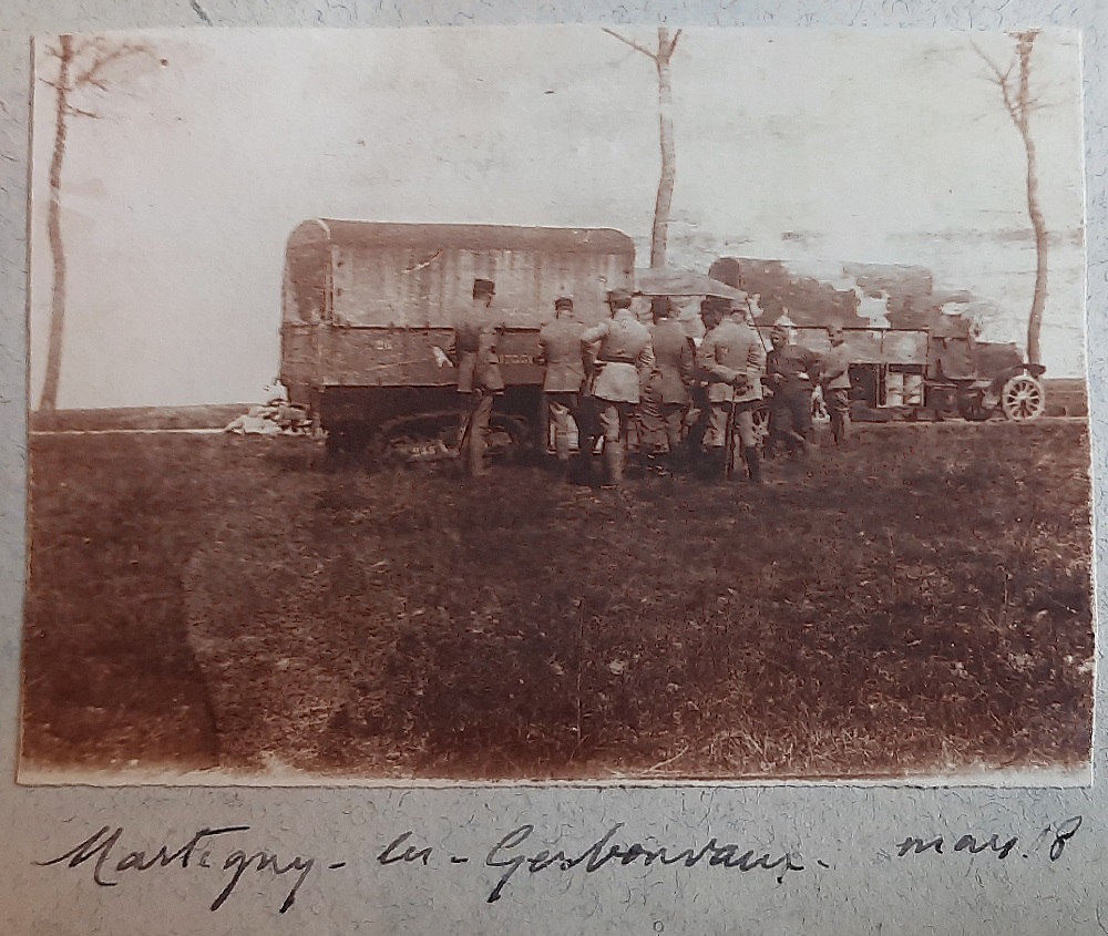 1918_03_00_Martigny_vehicules.jpg
