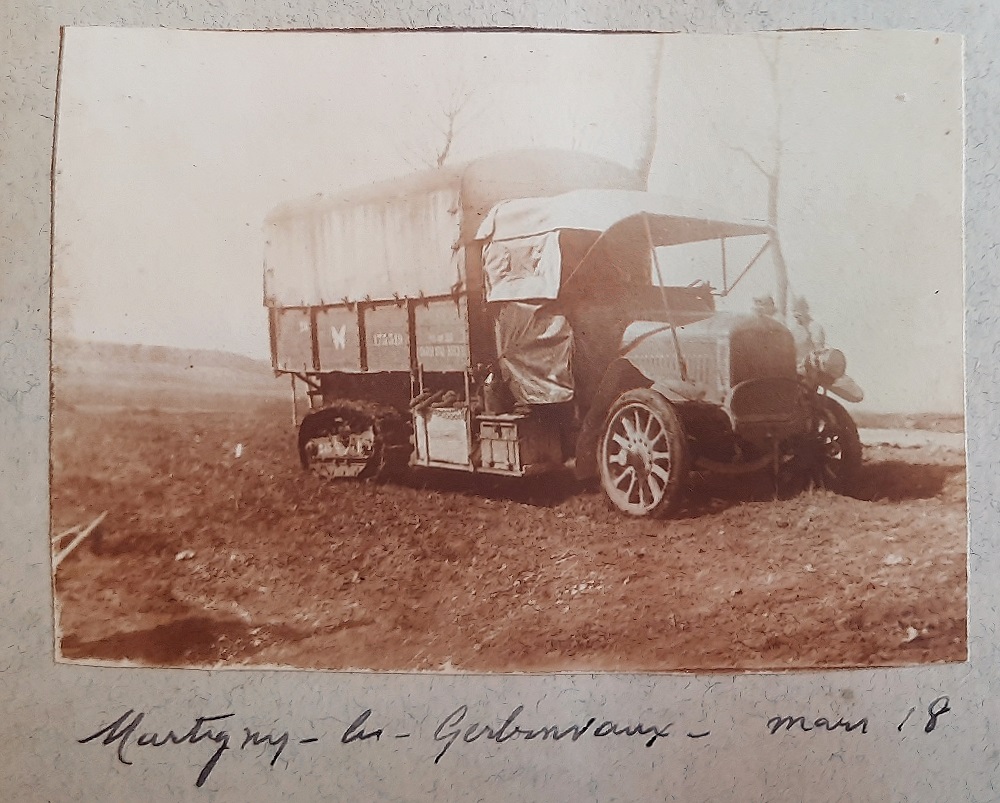 1918_03_00_Martigny_camion_chenille_papillon.jpg