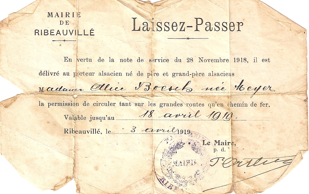 1919 04 03 laissez passer alice boesch.jpg