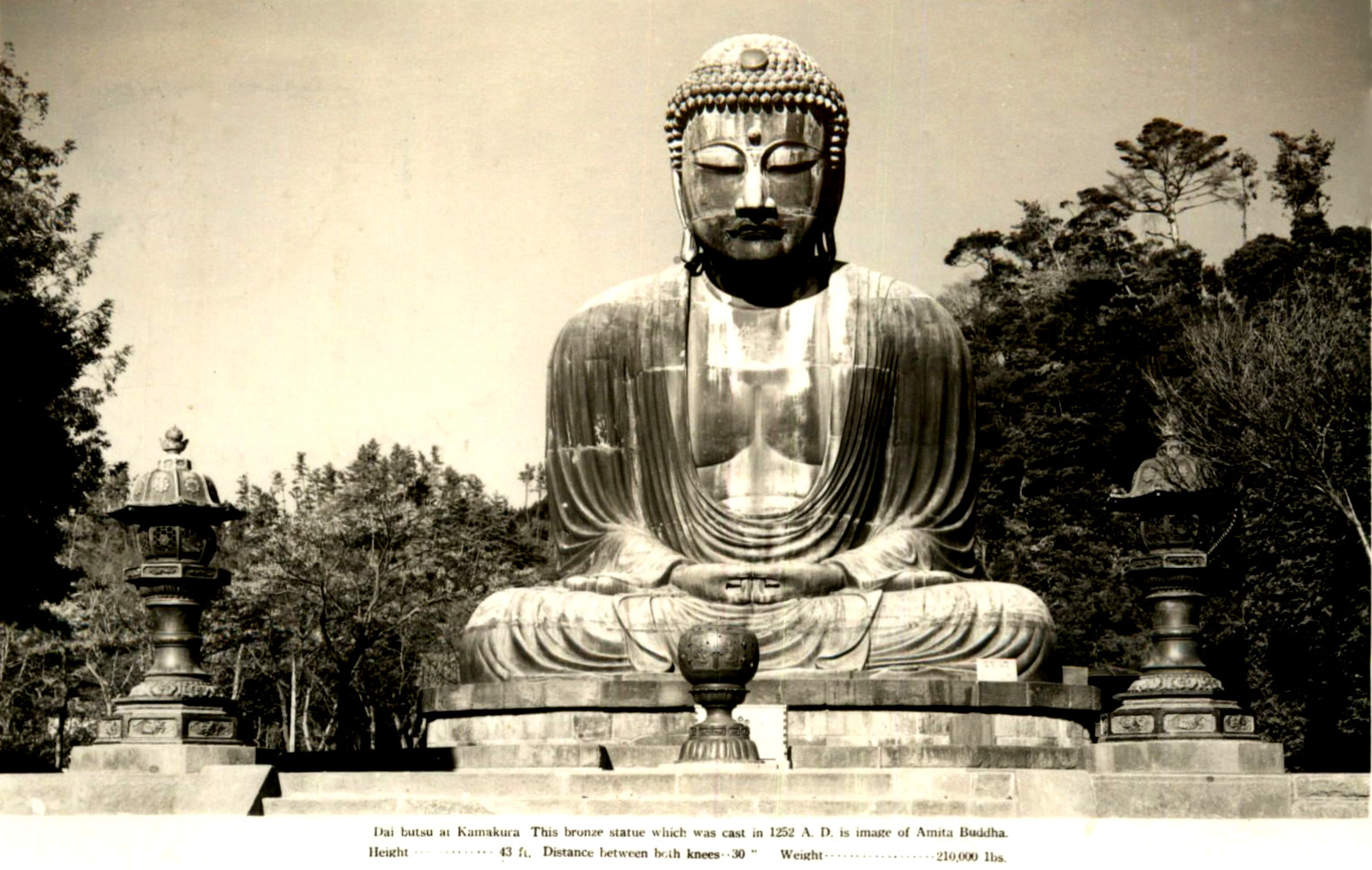 Grand Boudha de Kamakura - .jpg