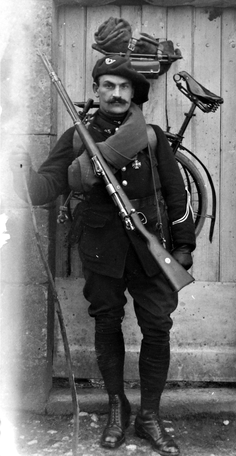 1916-1918 Lieutenant 9e GCC 25e BCP.jpg