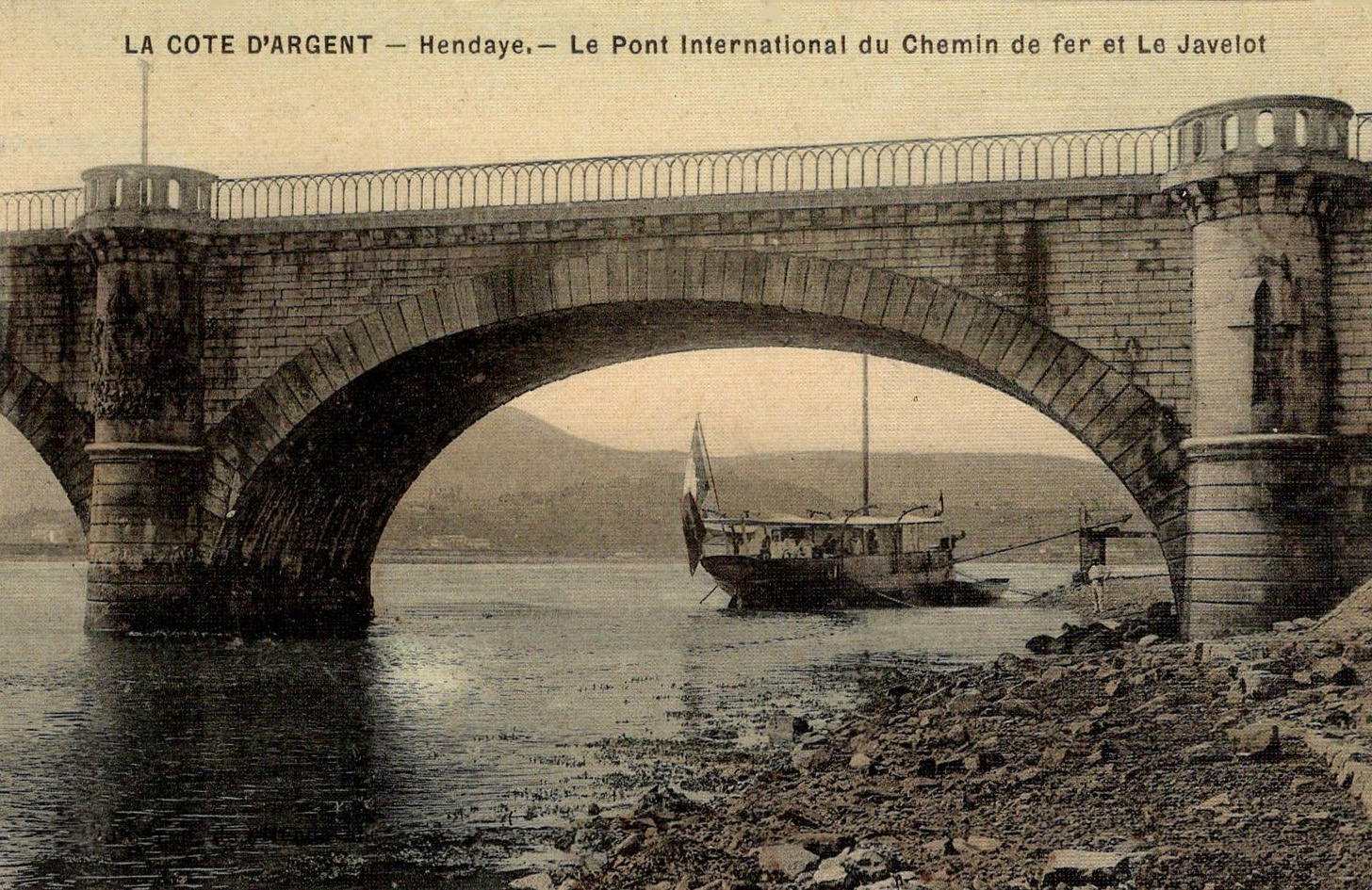 JAVELOT – Chaloupe-canonnière – III –  .jpg