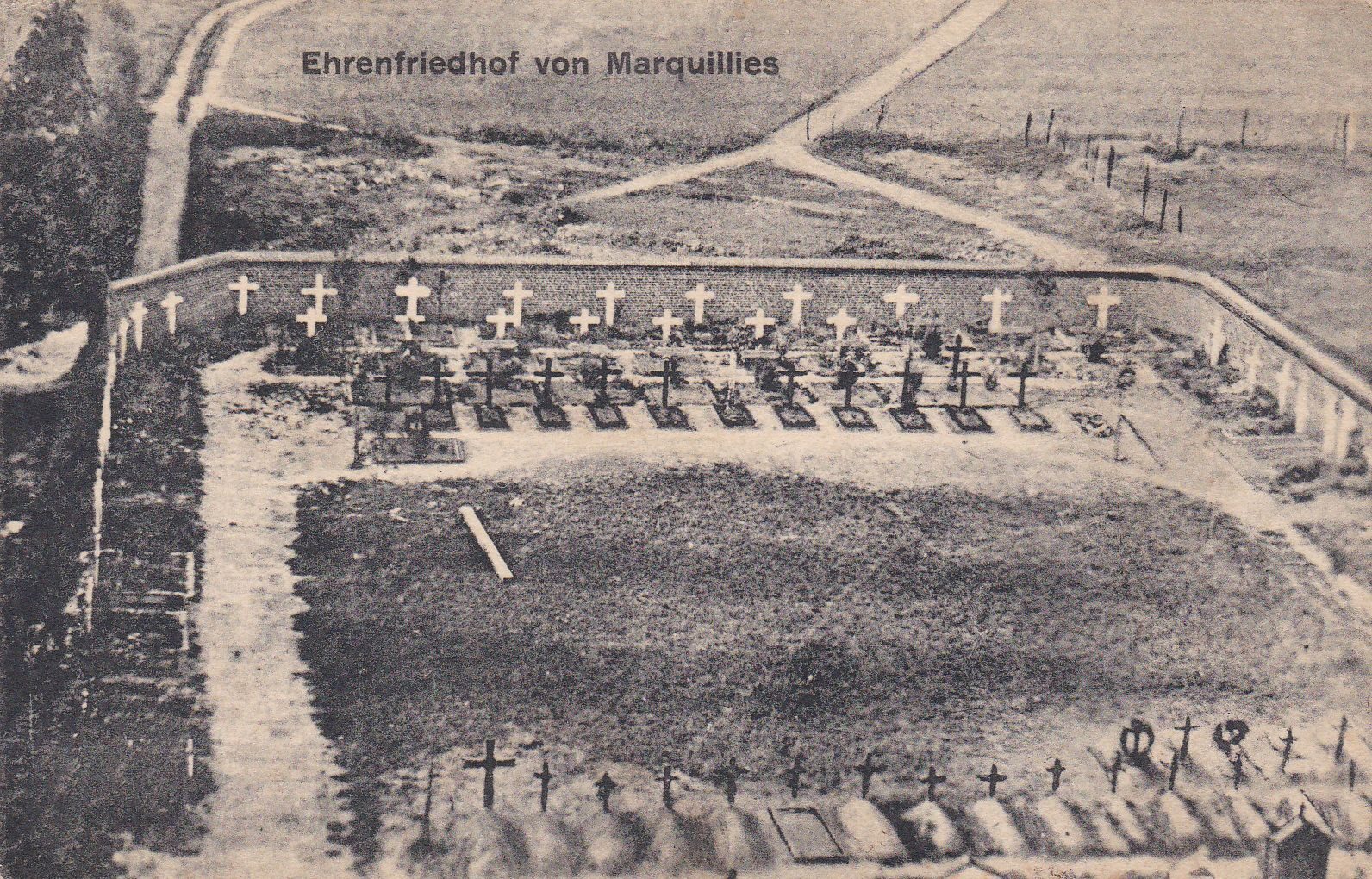 Ehrenfriedhof_von_Marquillies.jpg