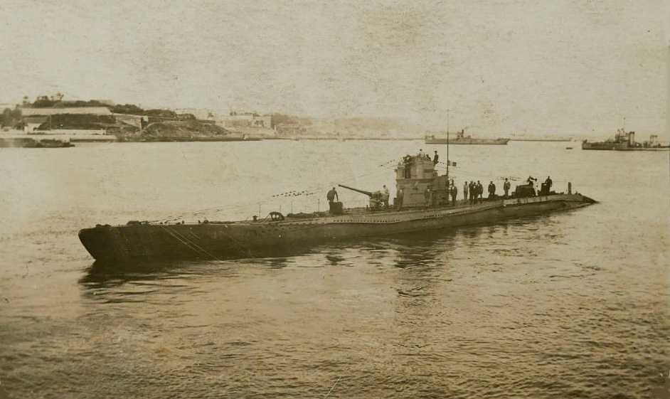 CARISSAN – Sous-marin, ex-UB-99 allemand – III –  .jpg