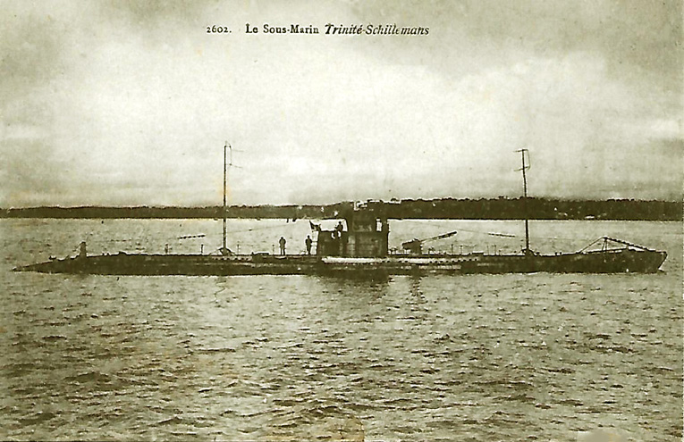 TRINITÉ-SCHILLEMANS – Sous-marin, ex-UB-94 allemand – I –  .jpg