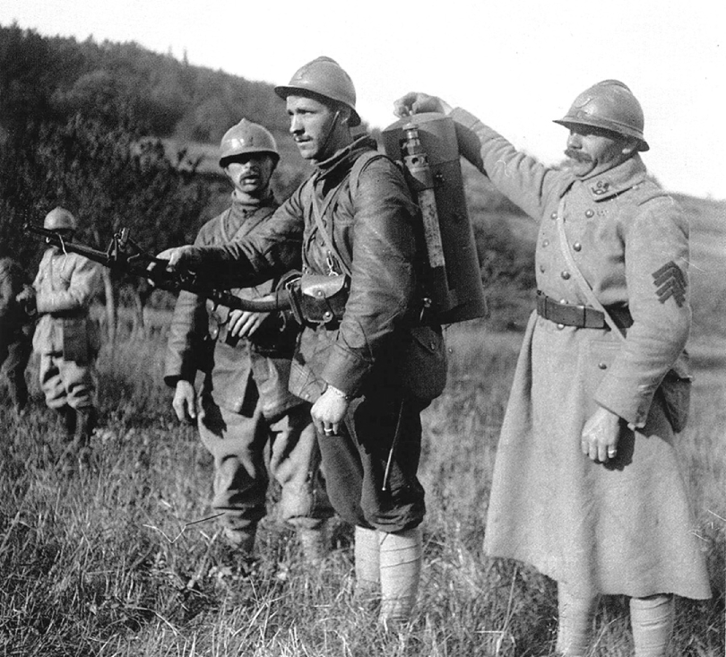 Équipe Schilt 1917 - Copie.jpg