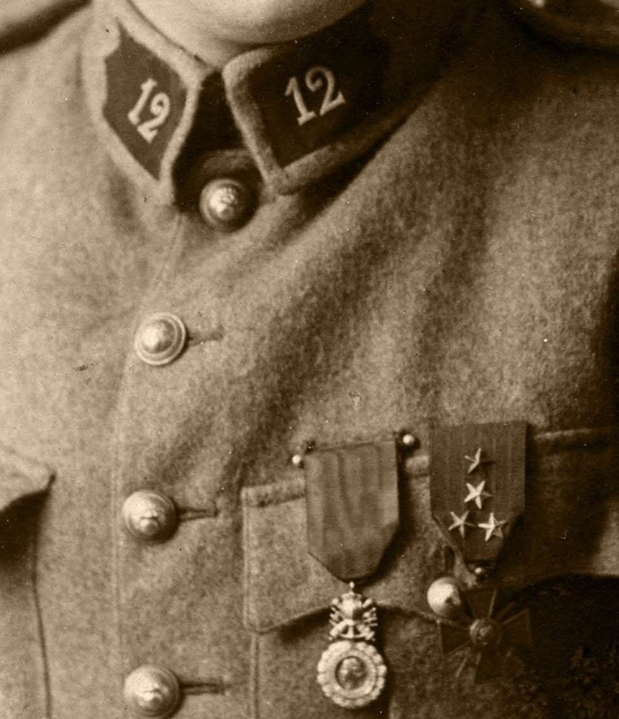 Céline-Croix de Guerre.jpg