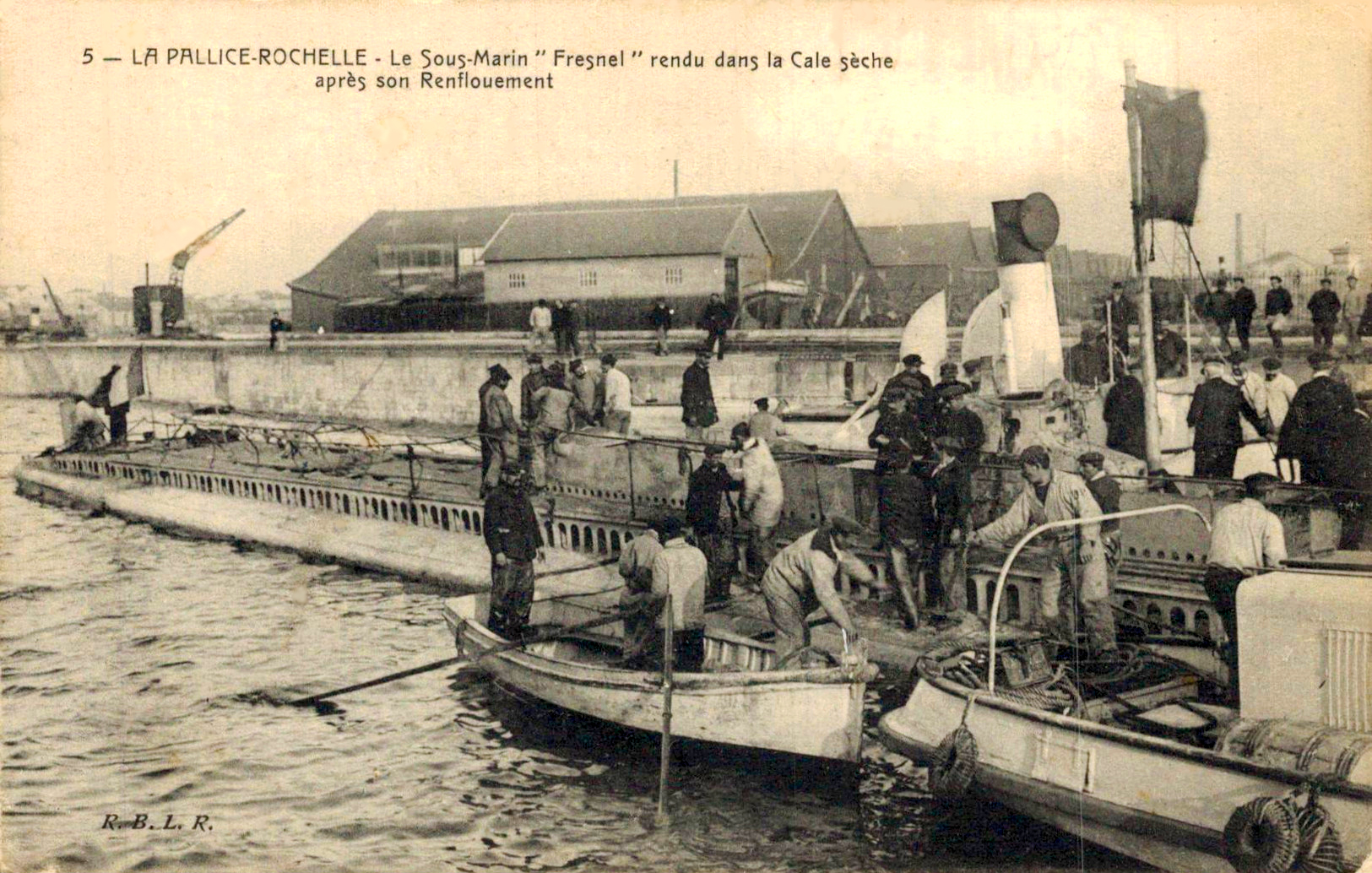 FRESNEL – Sous-marin de haute mer – Échouement – II –  .jpg