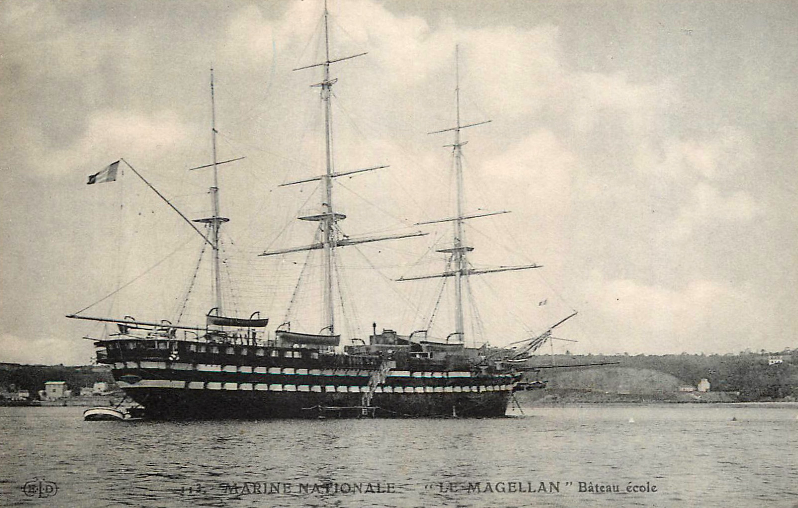 MAGELLAN – Ponton – III –  .jpg