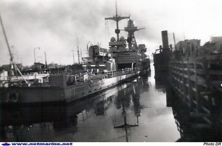 GELINOTTE et LA GALISSONNIERE 1942 à toulon.jpg