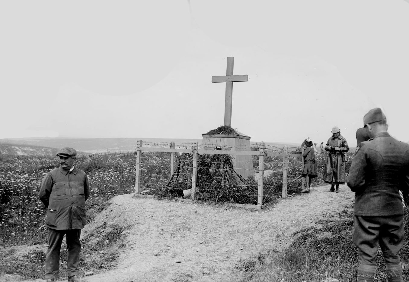Tranchée des Baïonnettes – 1916 – x – .jpg