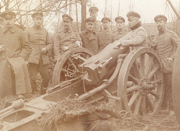 15 cm 02 Tahure 9 avril 1915.jpg