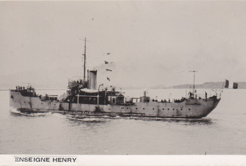 ENSEIGNE HENRY.jpg