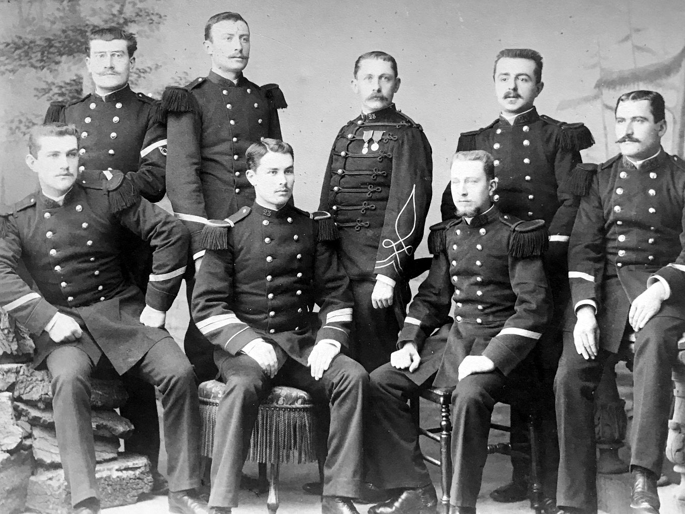 1889 Sous-officiers 23e RI.jpg