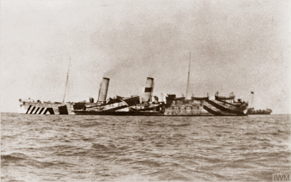 MONA’S QUEEN [II] – Navire à passagers – III – .jpg