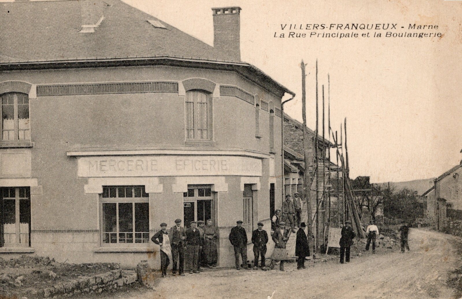 vf ww1 store 1a_0001 small.jpg