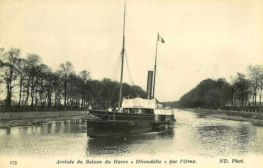 HIRONDELLE – Navire à passagers – II – .jpg