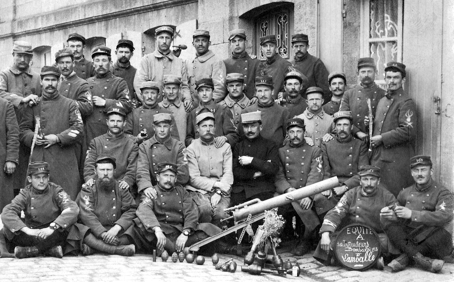 1916 Instructeurs Bombardiers 1.jpg