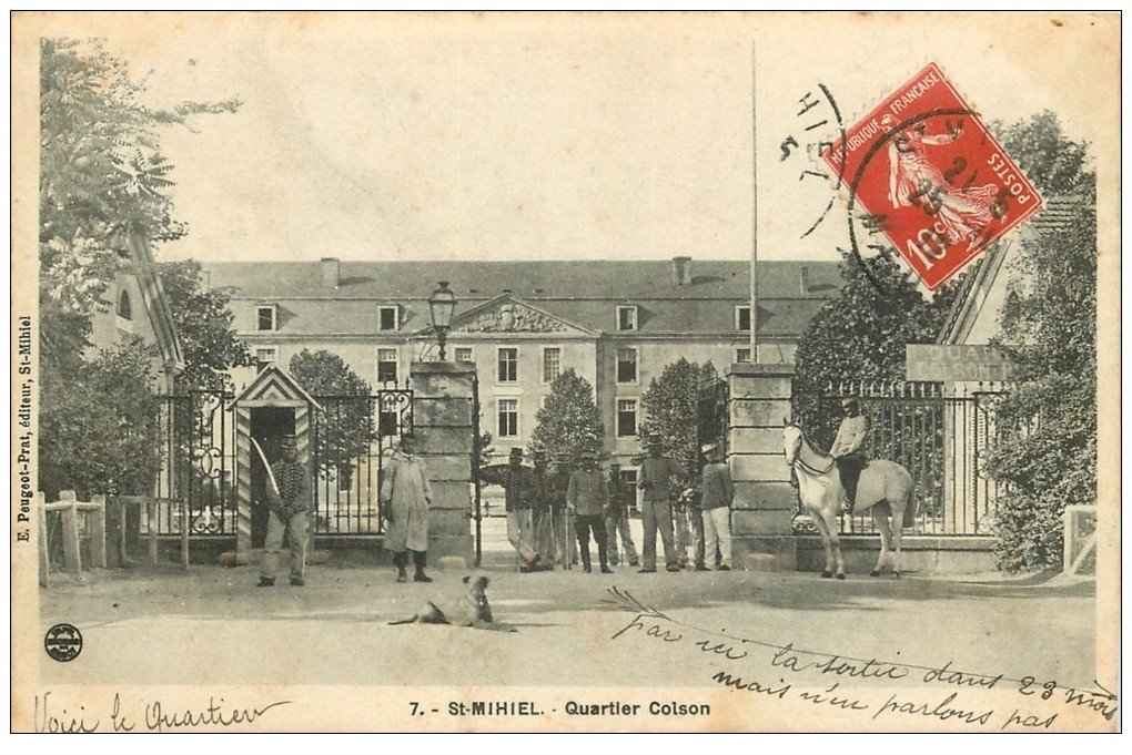 carte-postale-ancienne-55-saint-mihiel-quartier-coison-1912-militaires-et-cavalier.jpg