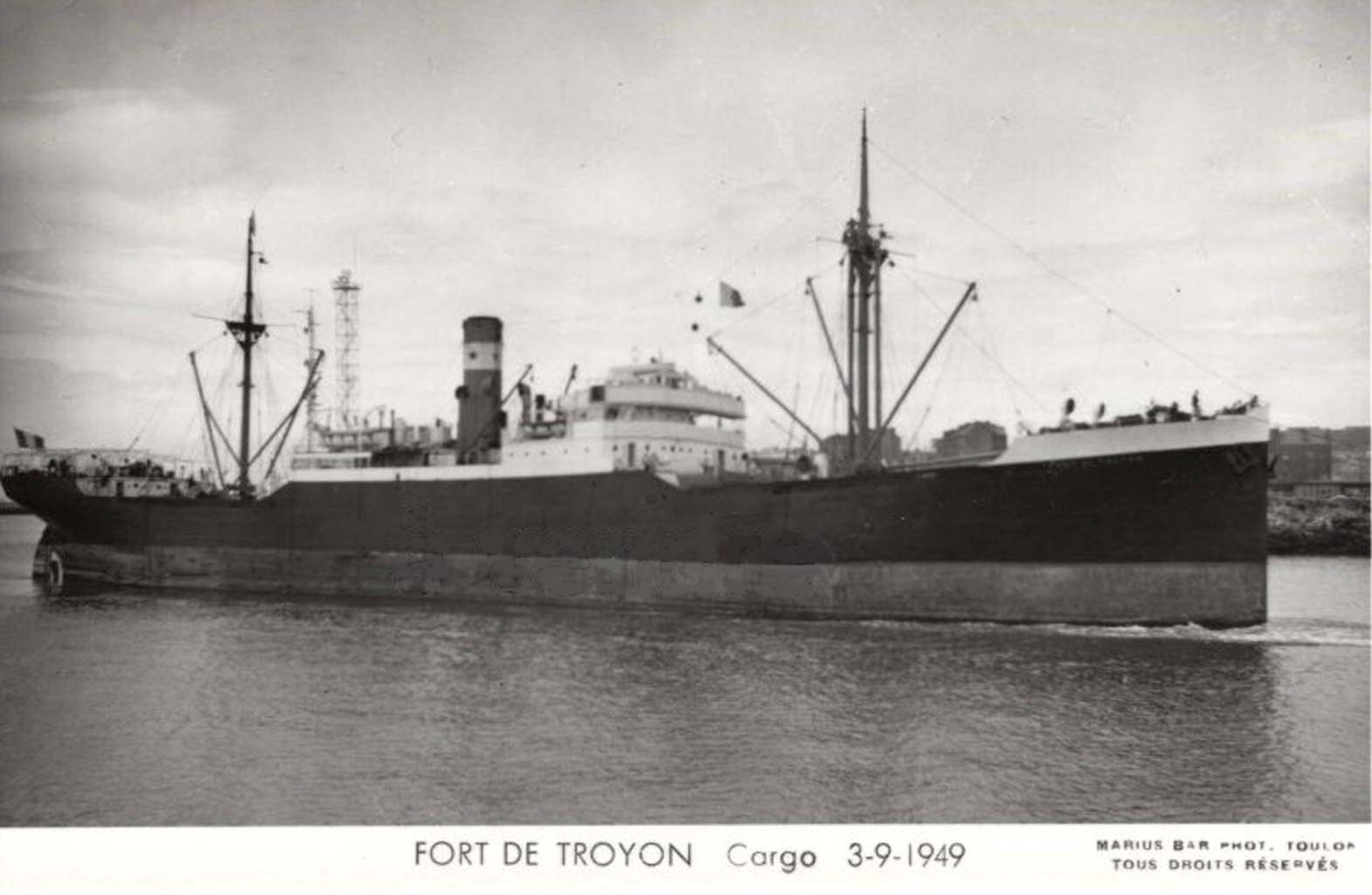 FORT-DE-TROYON - Cargo - I - .jpg