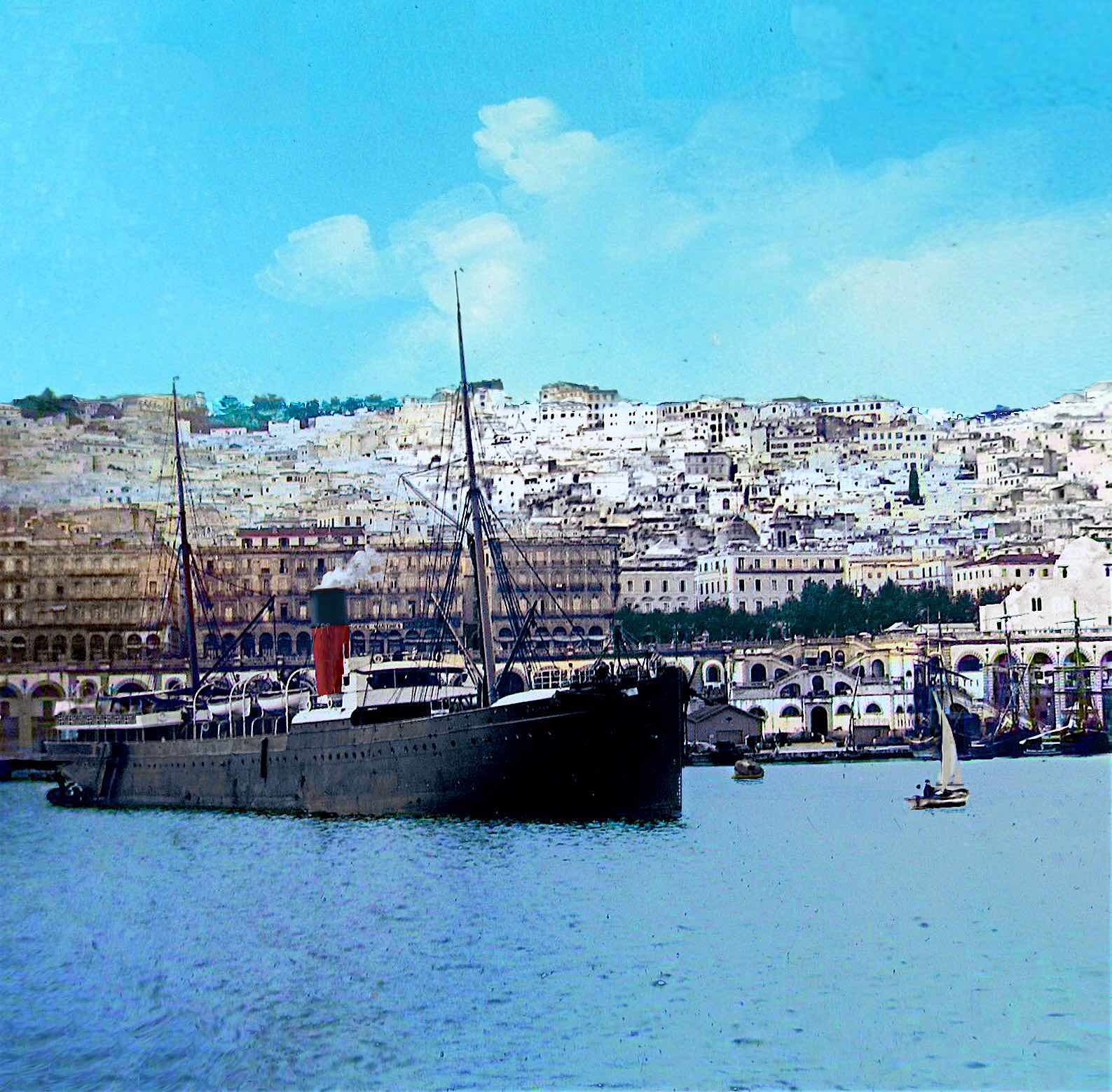 La Ville de Tunis au Port d'Alger, 1913.jpg
