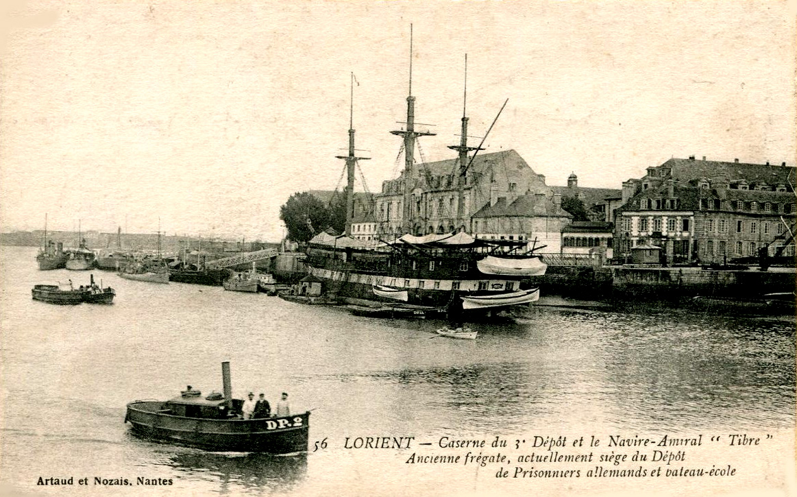 TIBRE, ex-CLORINDE – Ponton-caserne – .jpg