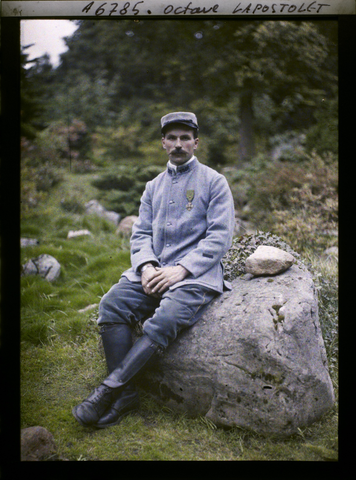 Novembre 1915. 350e RI. Autochrome.