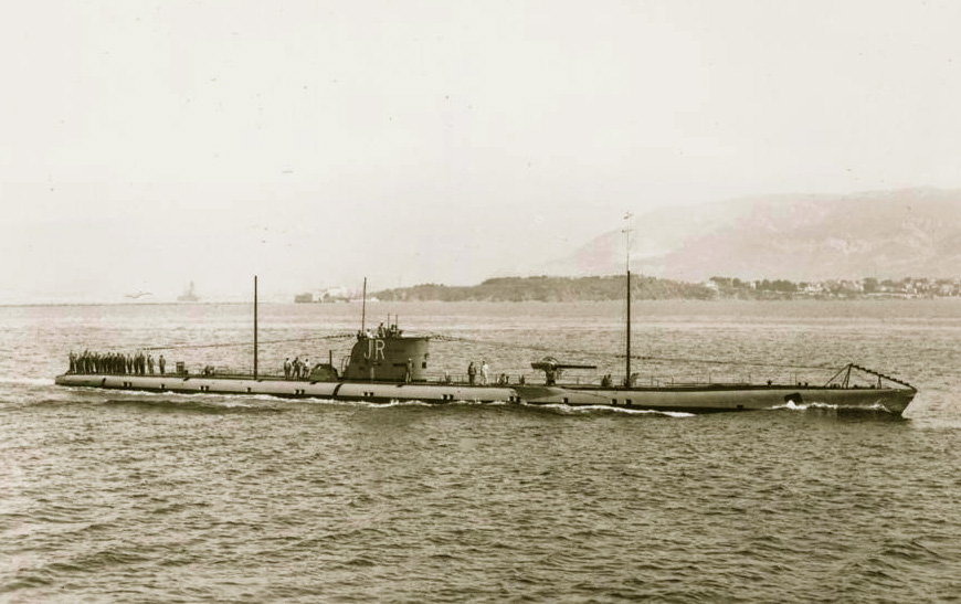 JEAN-ROULIER – Sous-marin, ex-U-166 allemand – IV – .jpg